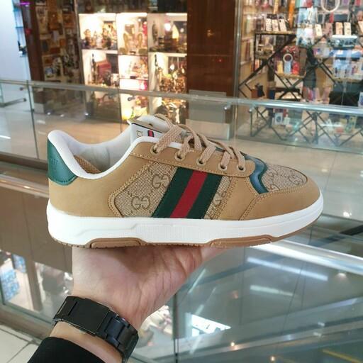 کتونی گوچی دخترانه زنانه ونس طرحدار GUCCI کفش اسپرت اسپورت طرح دار لژدار کرمی کرم مشکی سوییت چرم بندی سبک راحت شیک طبی